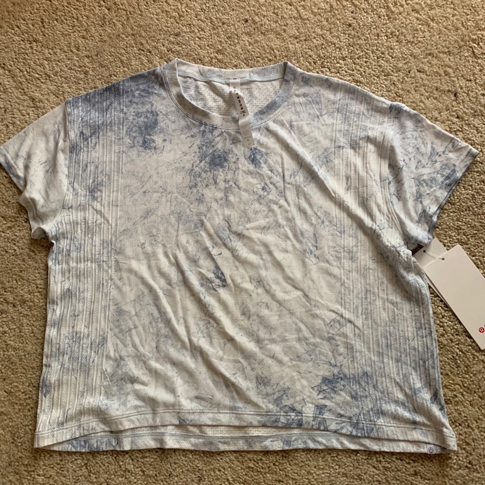 Lululemon top